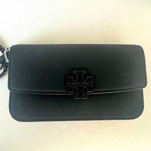 Tory Burch Britten Matte Chain Wallet